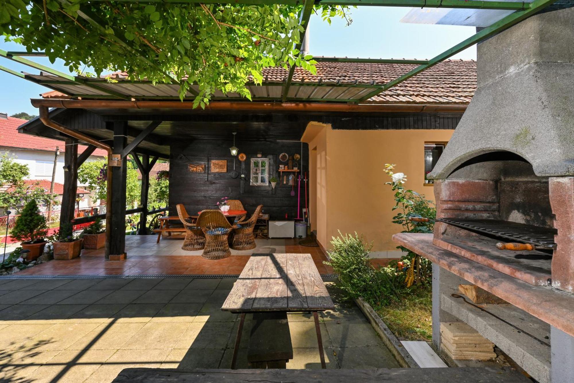 Kuca Viola, Traditional Wooden House In Tuhelj Exterior foto
